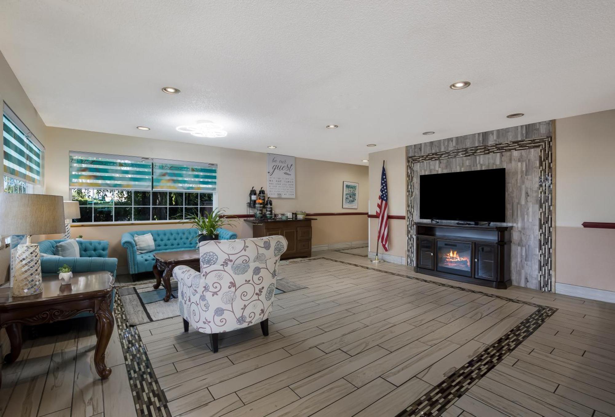 Quality Inn & Suites Medford Airport Ngoại thất bức ảnh